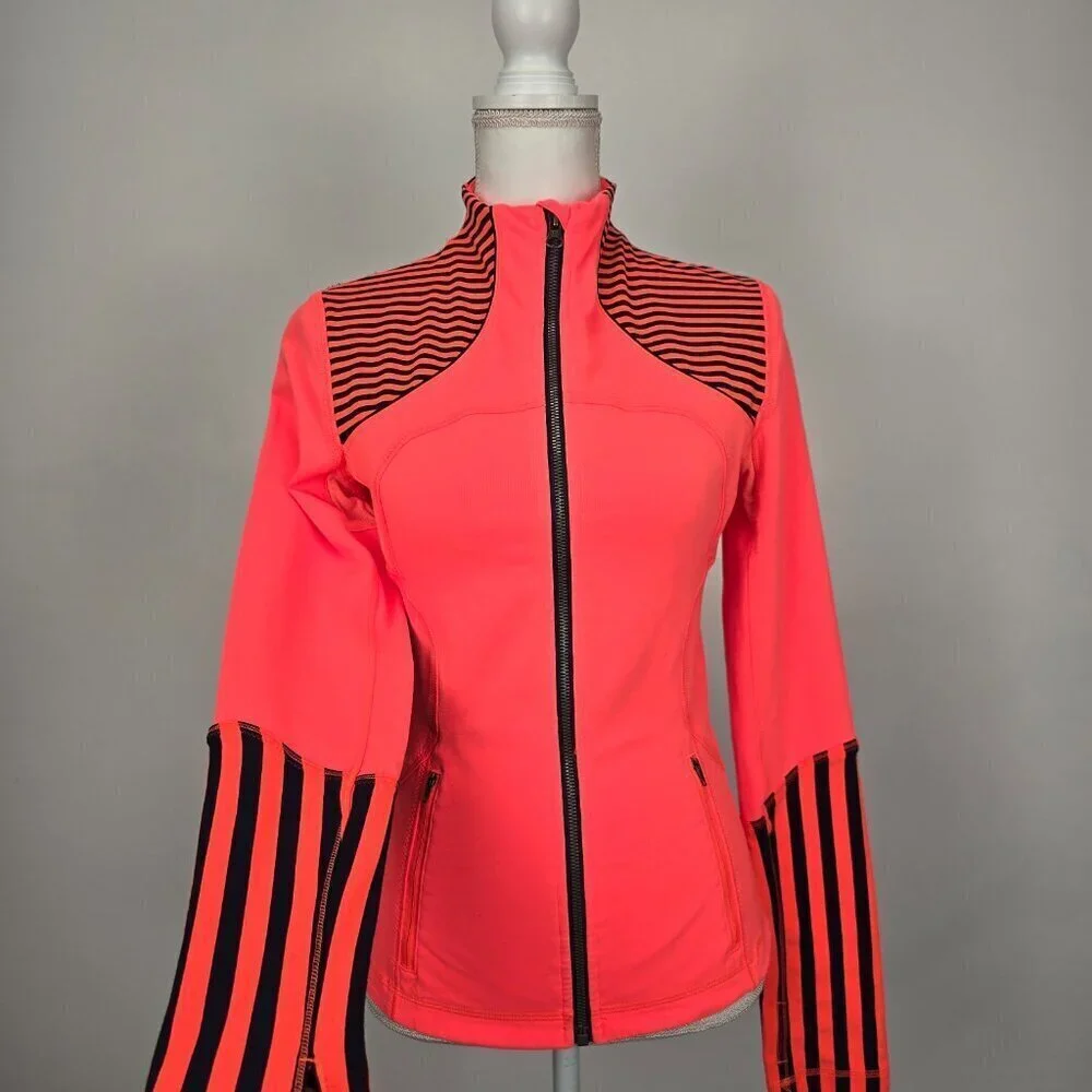 Lululemon Forme Full Zip Jacket Light Flare Classic Stripe Size 6